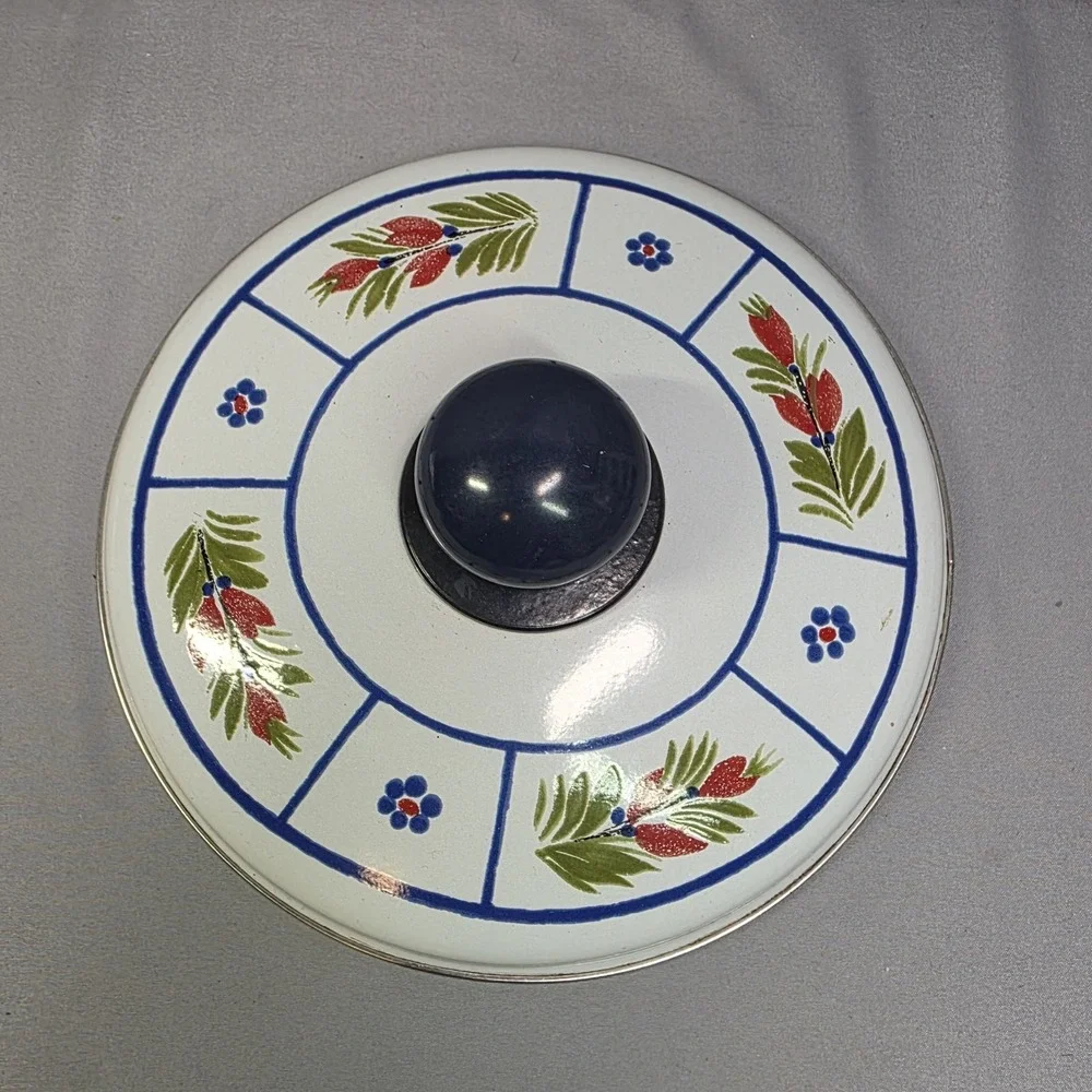RARE Henriot Quimper Metal Dutch Oven Enamelware Breton Man & Woman Lady Pot HB